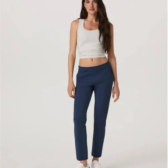 Vuori Women's Pants Miles Ankle Pant Medium Regular Navy Blue EEUC - Picture 4 of 9